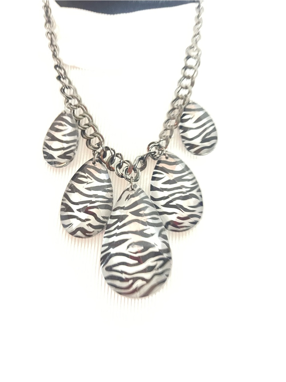 Zebra Print Teardrop Statement Necklace - Black & White